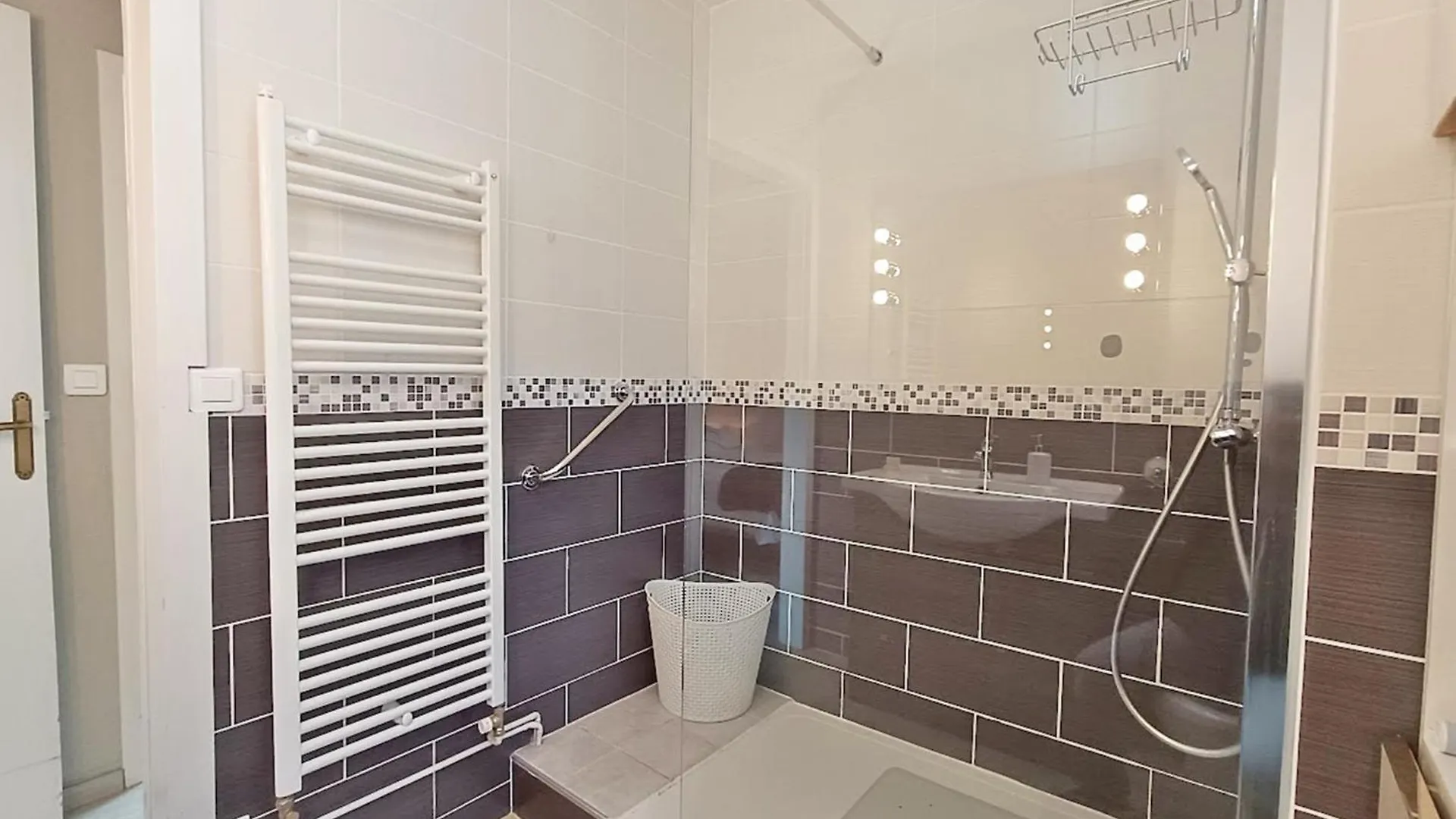 Chez Celeste, Luchon Centre, T2 Bis, 4 Personnes Bagnères-de-Luchon